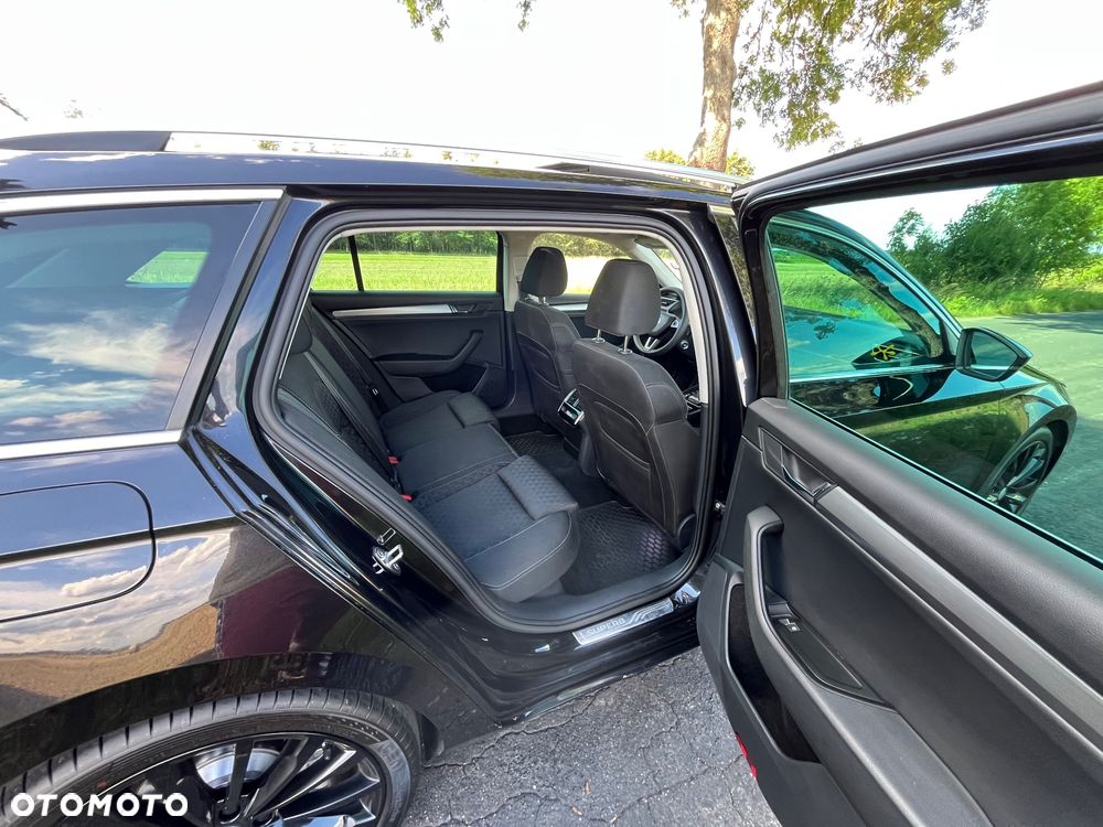 Skoda Superb 2.0 TDI DSG Premium Edition - 12
