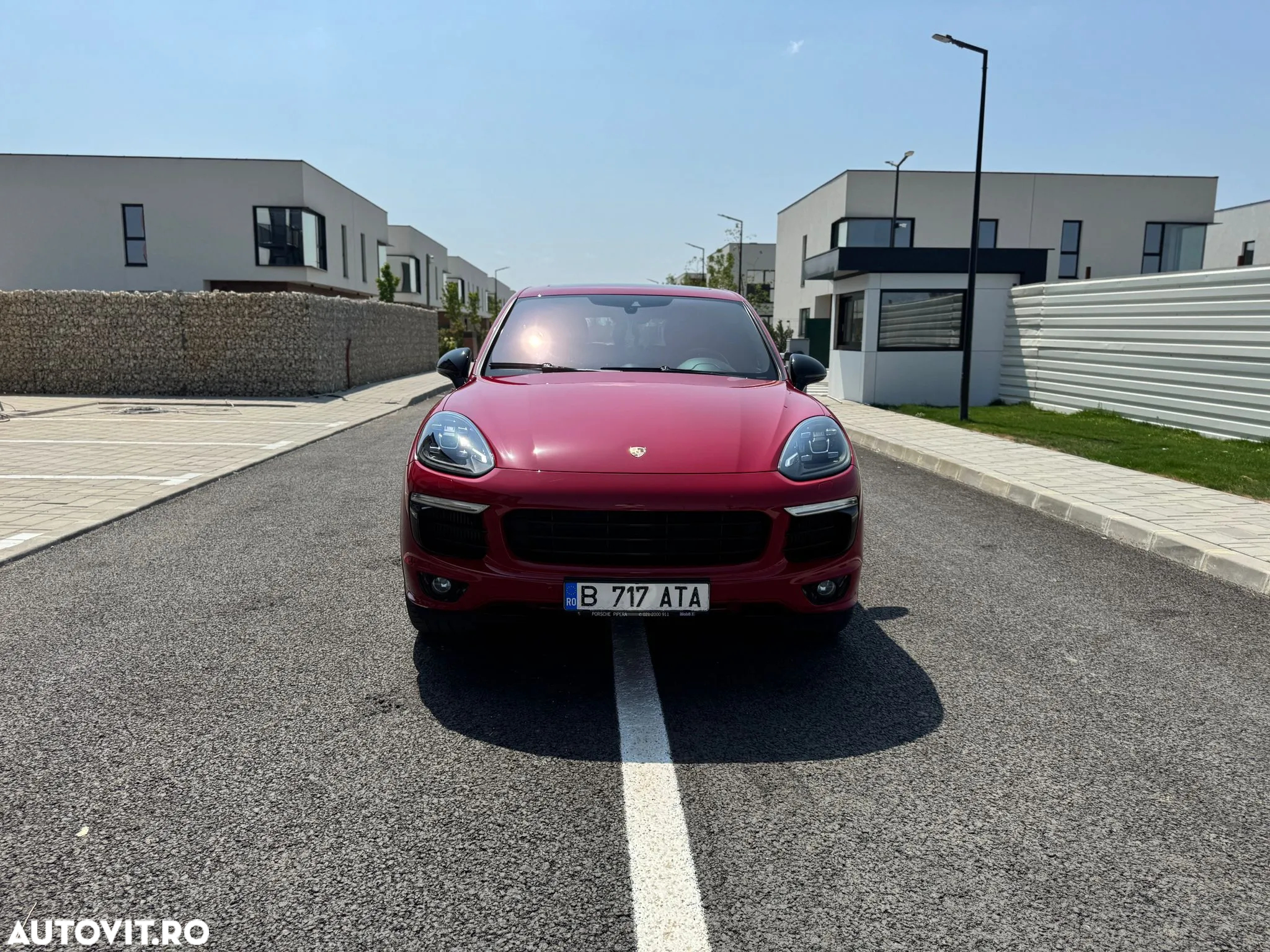 Porsche Cayenne 3.0 L - 4
