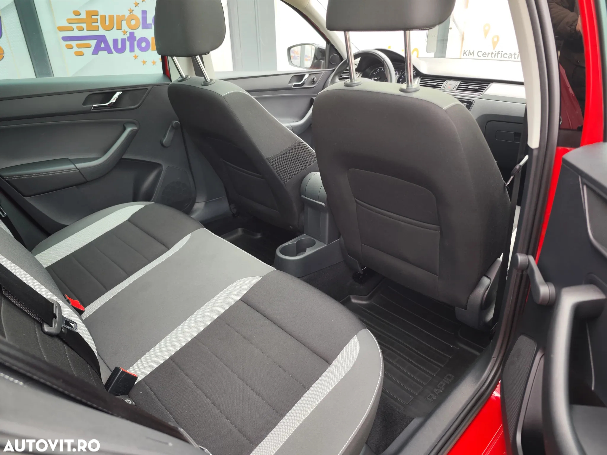 Skoda RAPID Spaceback 1.2 TSI Style - 25