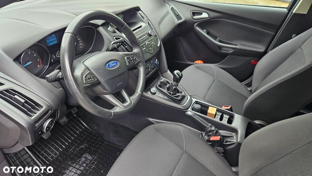 Ford Focus 1.0 EcoBoost Trend - 12