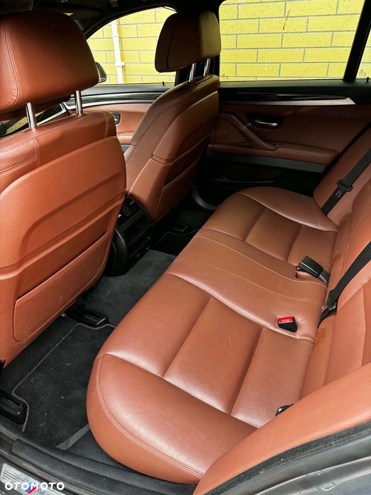 BMW Seria 5 - 12