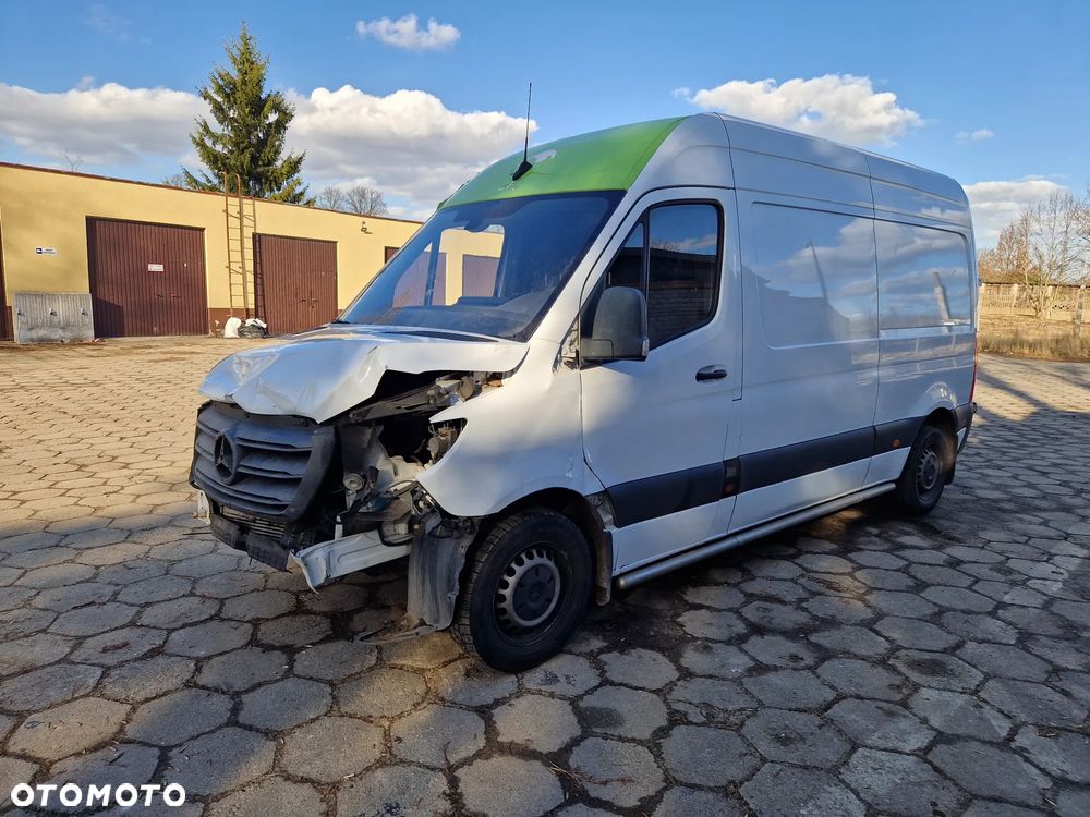 Mercedes-Benz SPRINTER - 3