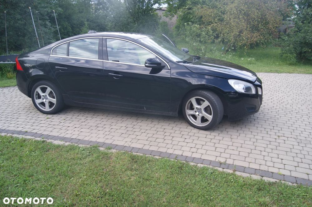 Volvo S60 D3 Momentum - 5