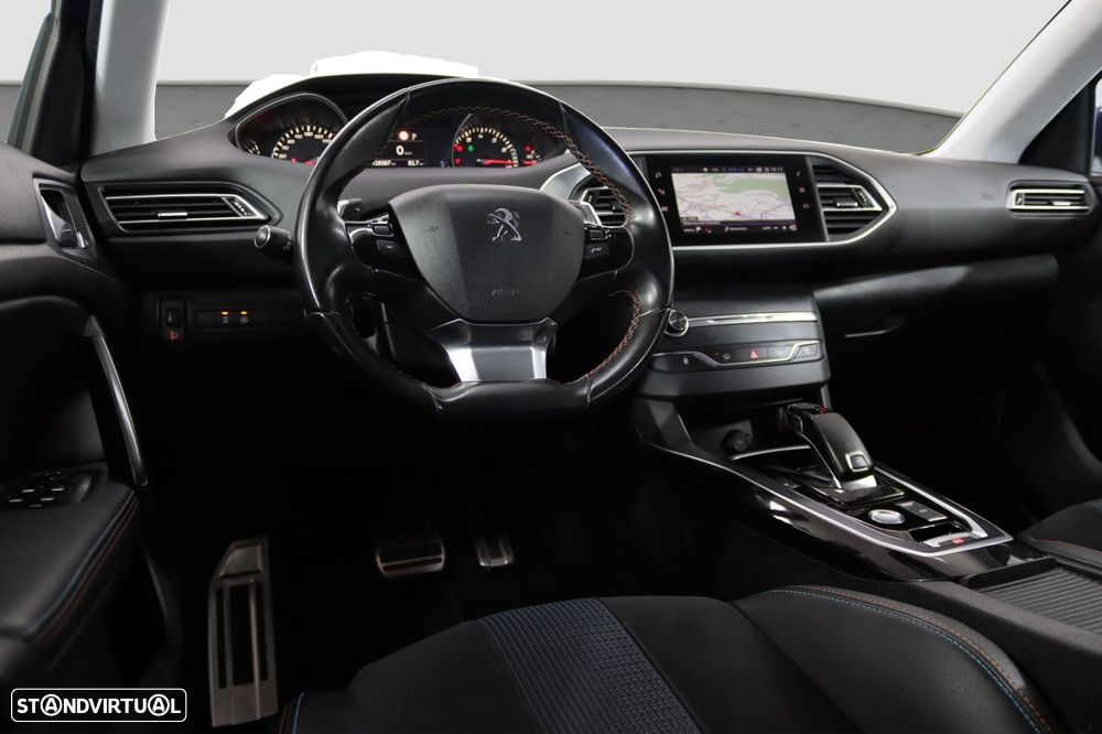 Peugeot 308 SW PureTech 130 GPF EAT8 Stop & Start Tech Edition - 4