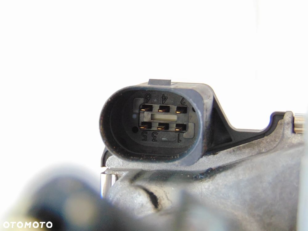 ORYGINAŁ przepustnica 06A133062Q 0280750061 VW Volkswagen Golf 4 IV Bora New Beetle Skoda Octavia I benzyna 2.0 - 3