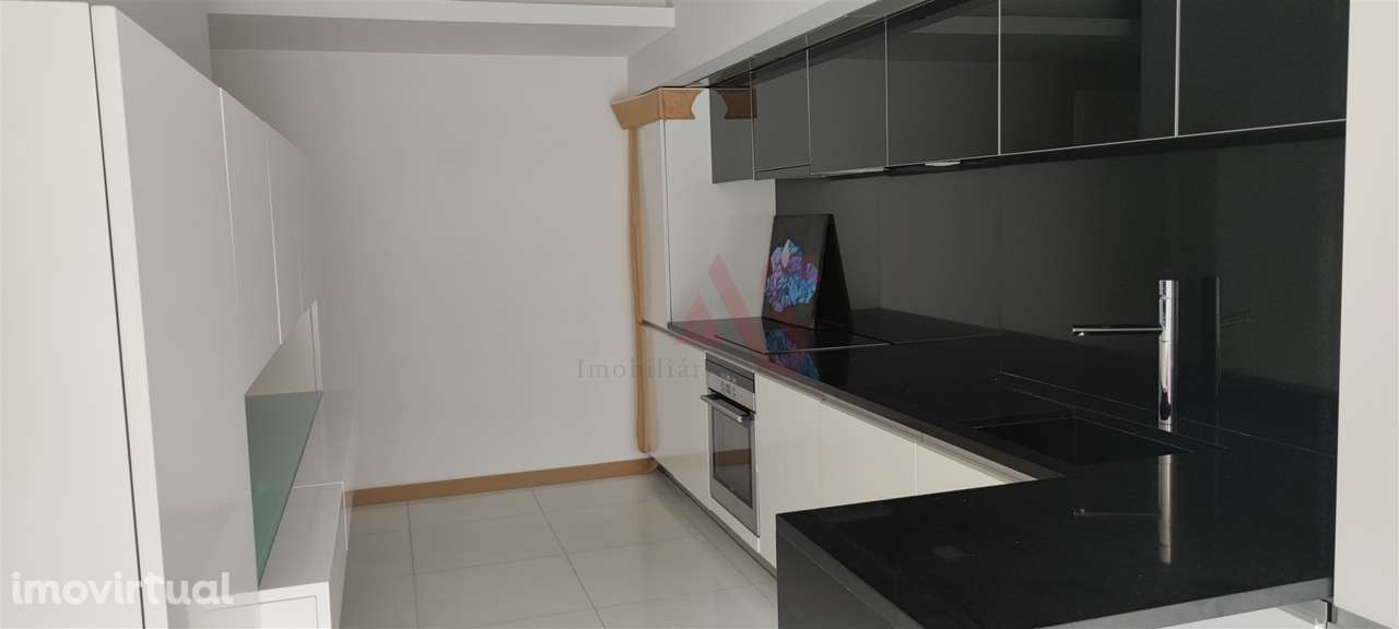 Apartamento T2+1 inserido no Condomínio Privado Villas Flor Alameda - Grande imagem: 5/19