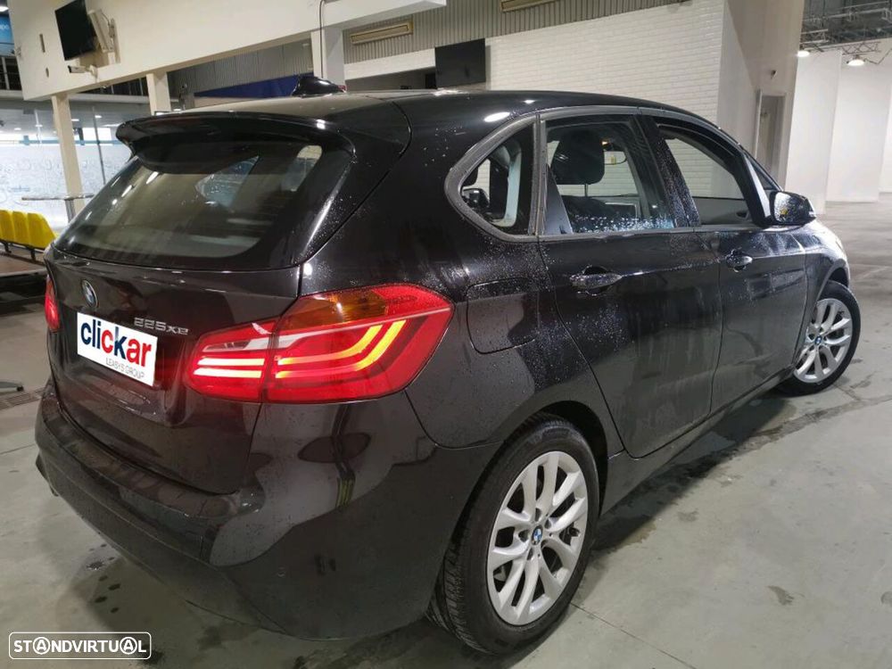 BMW 225xe Active Tourer Advantage - 2