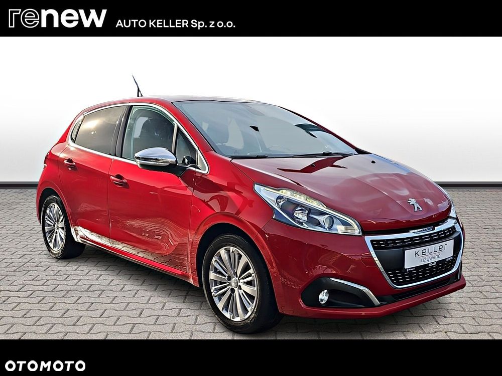 Peugeot 208 - 8