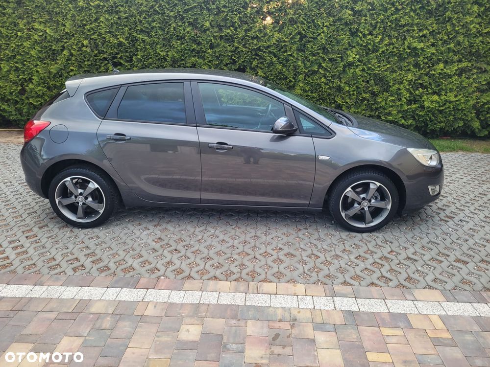 Opel Astra - 3