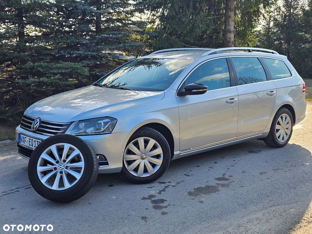 Volkswagen Passat 2.0 TDI BlueMotion Technology Highline - 23