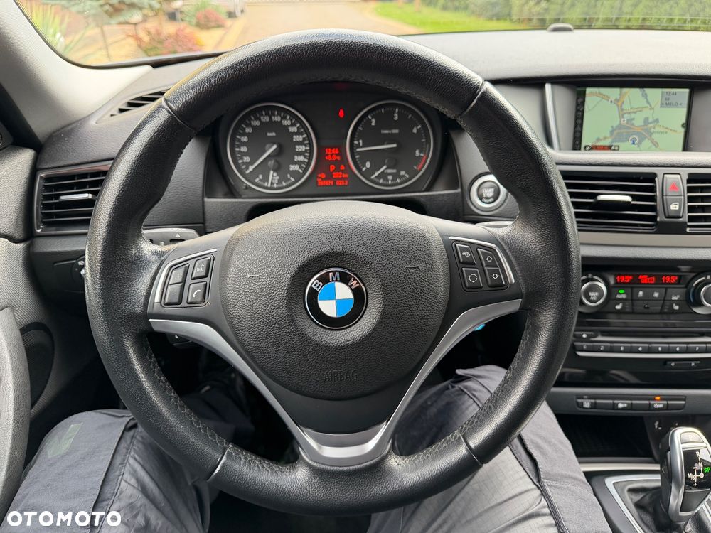 BMW X1 - 32