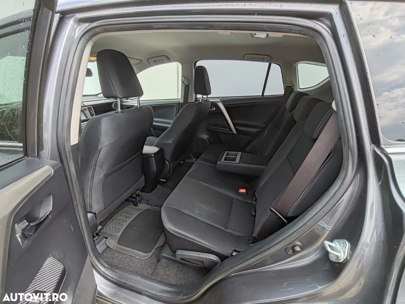 Toyota RAV4 2.2 D-4CAT 4WD Aut Executive - 6
