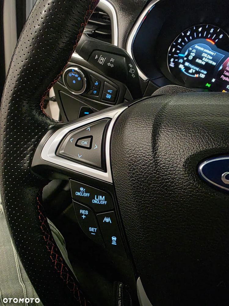 Ford Edge 2.0 EcoBlue Twin-Turbo 4WD ST-Line - 23