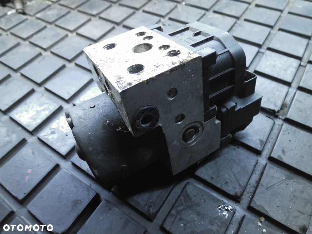 POMPA STEROWNIK POMPY ABS FIAT SEICENTO 0273004288 POSIADAM 2 SZT - 3