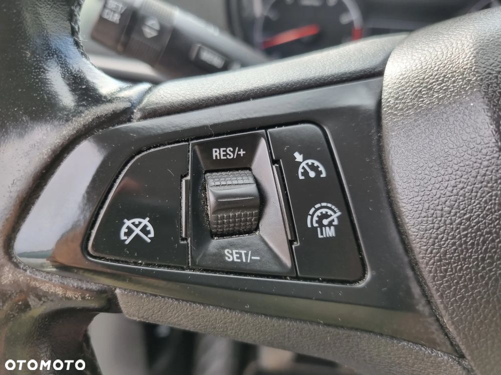 Opel Zafira 1.4 Turbo Business Edition - 26