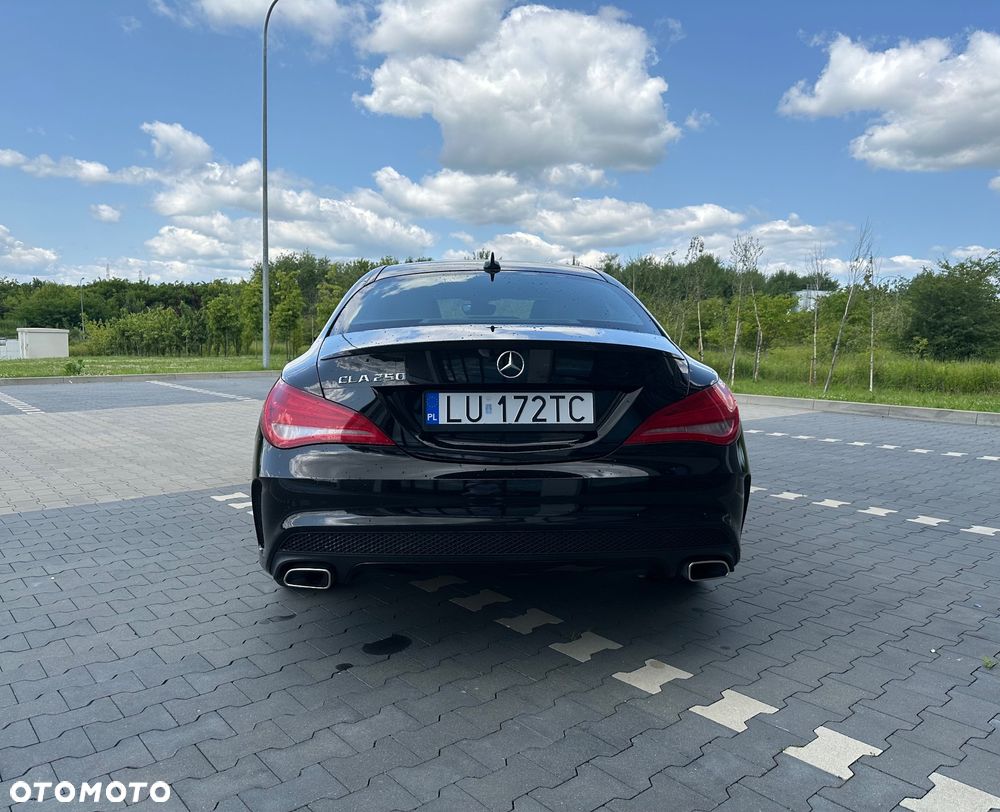 Mercedes-Benz CLA 250 7G-DCT AMG Line - 5