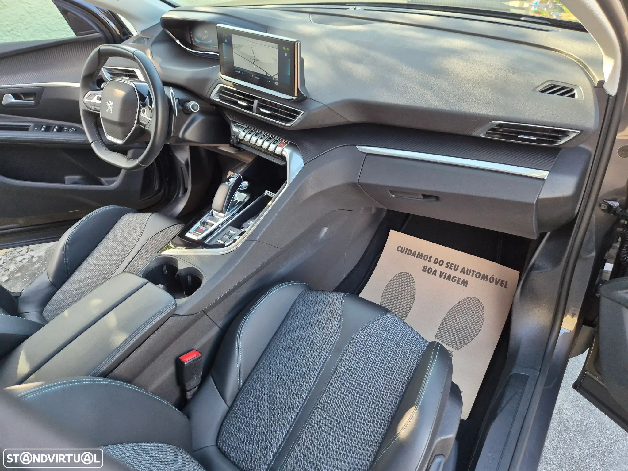 Peugeot 3008 1.6 Hybrid Allure Pack e-EAT8 - 48