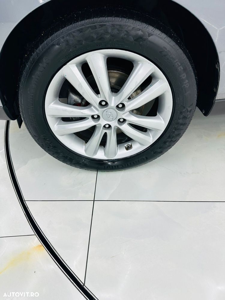 Hyundai ix35 2.0 CRDI 4WD 5 Star Edition - 9