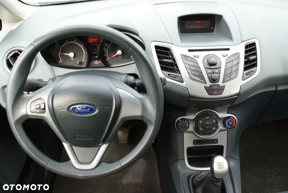 Ford Fiesta 1.25 Champions Edition - 7