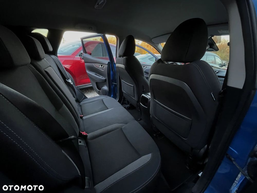 Nissan Qashqai 1.3 DIG-T N-CONNECTA - 18