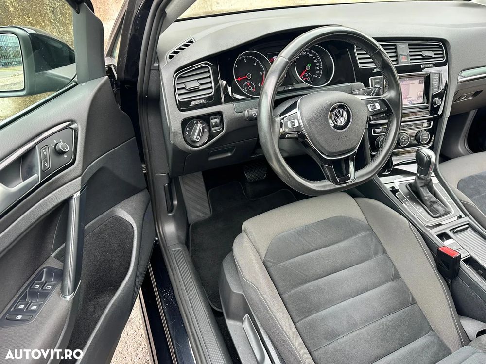 Volkswagen Golf 1.6 BlueTDI DSG Comfortline - 21