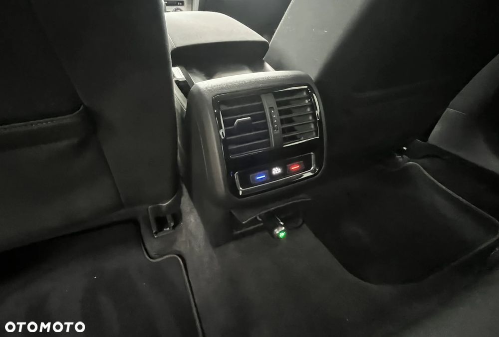 Volkswagen Passat 2.0 TDI SCR Comfortline DSG - 7