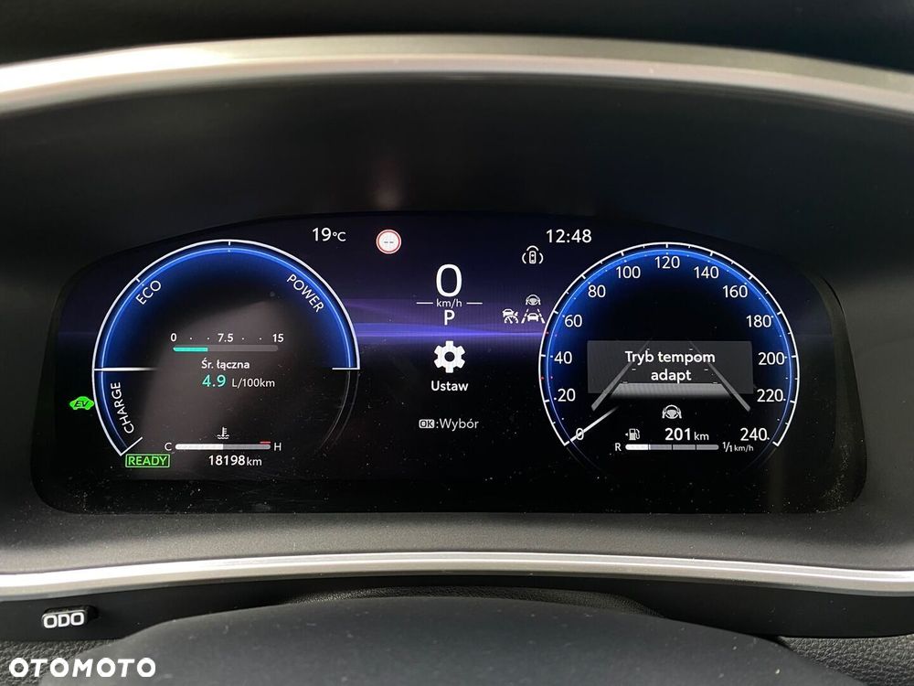 Toyota Corolla Cross 2.0 Hybrid Style - 25