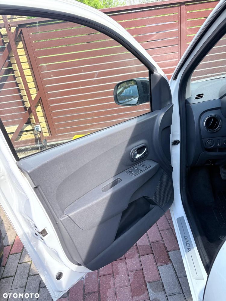 Dacia Lodgy 1.6 SCe Laureate S&S - 10