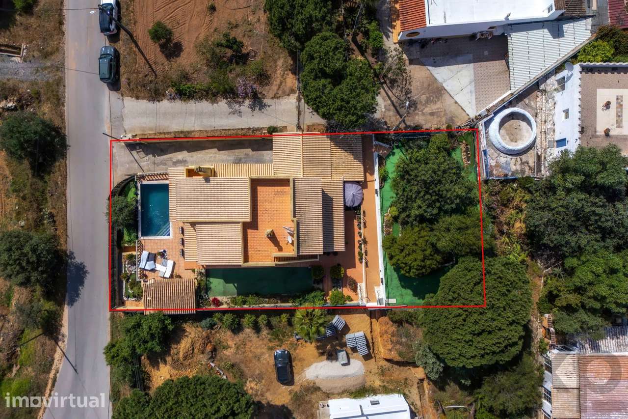 Fantástica moradia de charme com 4 quartos,  jardim e piscina nos arre - Grande imagem: 4/56