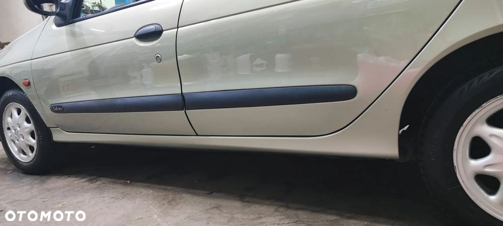 Renault Megane 1.4 Confort Privilege - 20