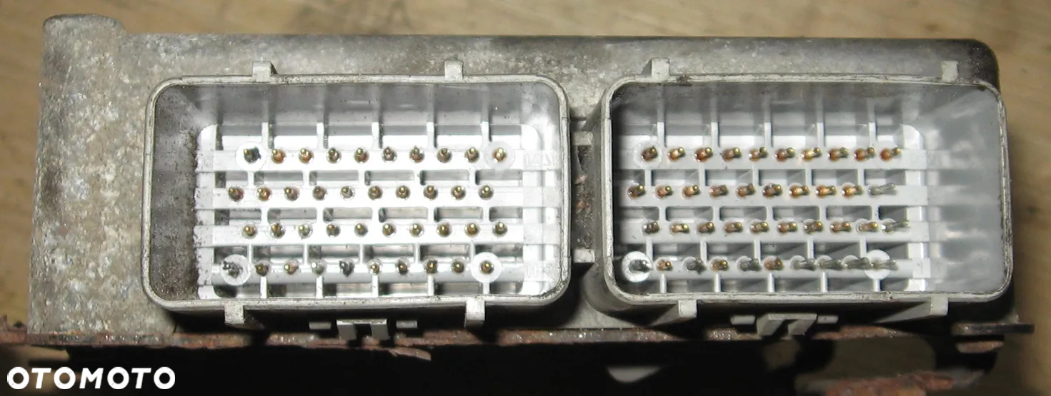 sterownik silnika VOYAGER 3.3 v6 04727423AF CHRYSLER - 2