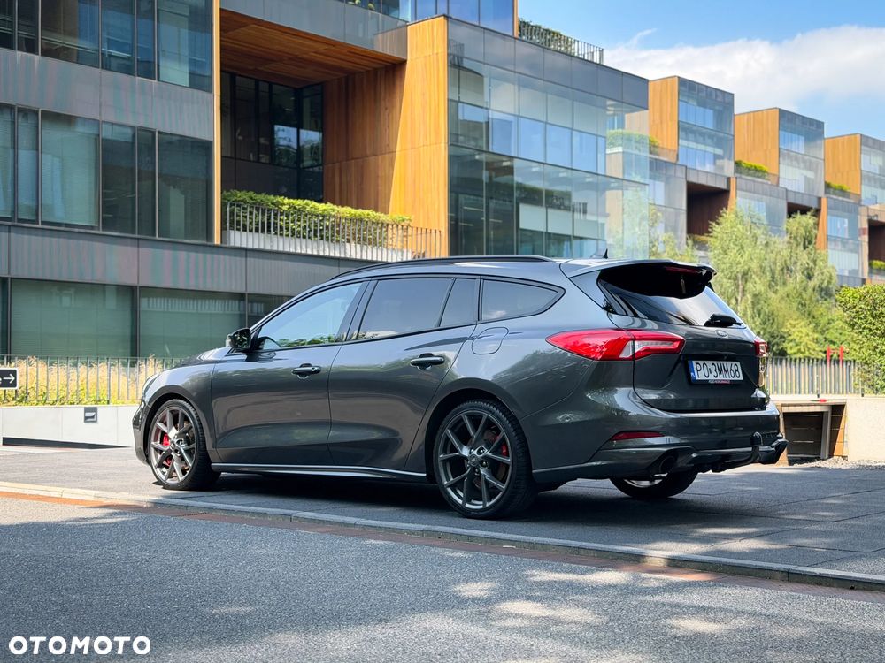 Ford Focus 2.3 EcoBoost ST-2 - 21