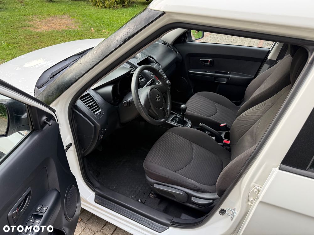 Kia Soul 1.6 XL - 7