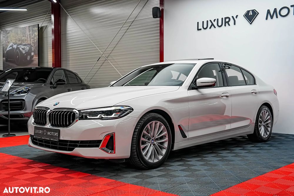 BMW Seria 5 520d Efficient Dynamics Edition Aut. Sport Line - 1