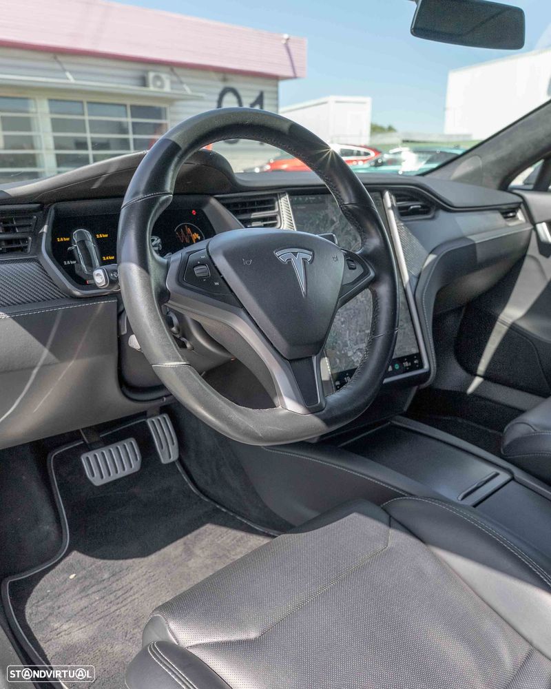 Tesla Model S P100D — fotografia 15