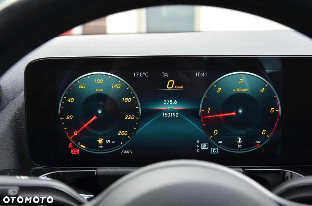 Mercedes-Benz GLA 180 d Style - 26
