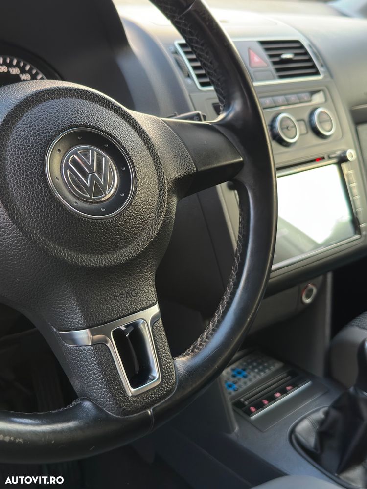 Volkswagen Touran 1.6 TDI DPF BlueMotion Technology Comfortline - 27