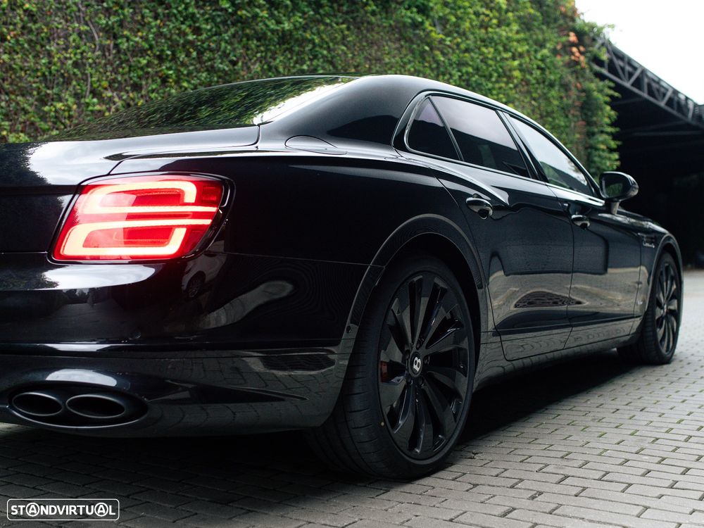 Bentley Continental Flying Spur - 14