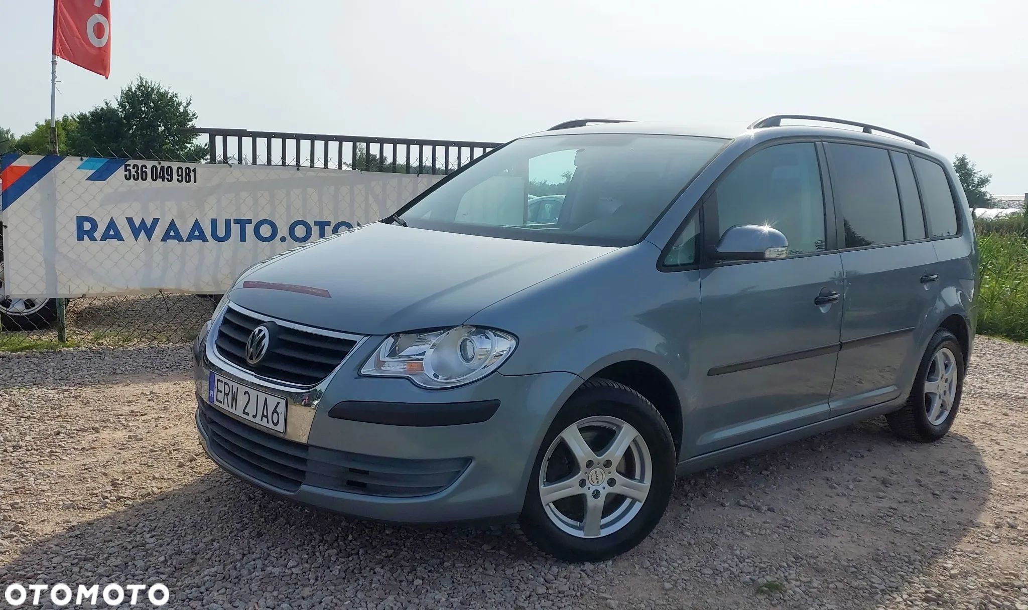 Volkswagen Touran 1.4 TSI Highline - 1
