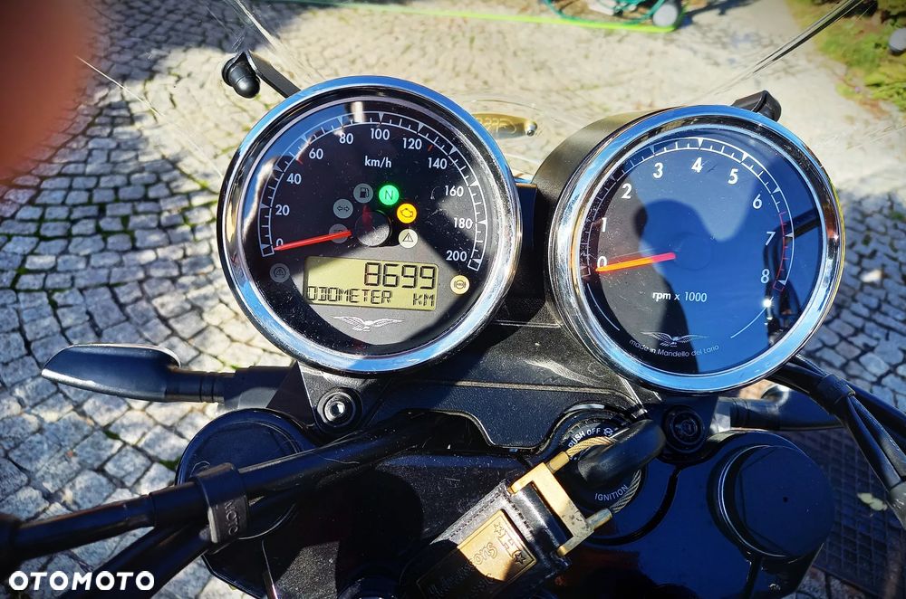 Moto Guzzi V7 - 11