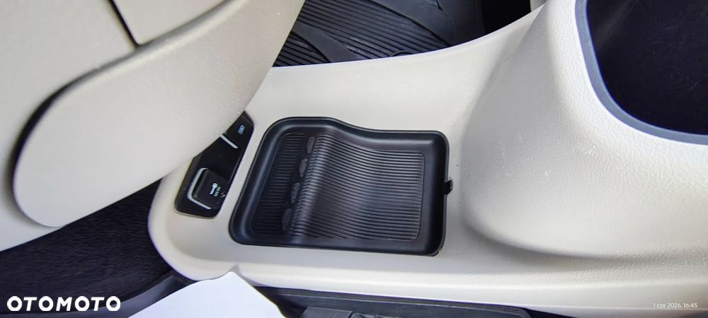Chrysler Pacifica - 25