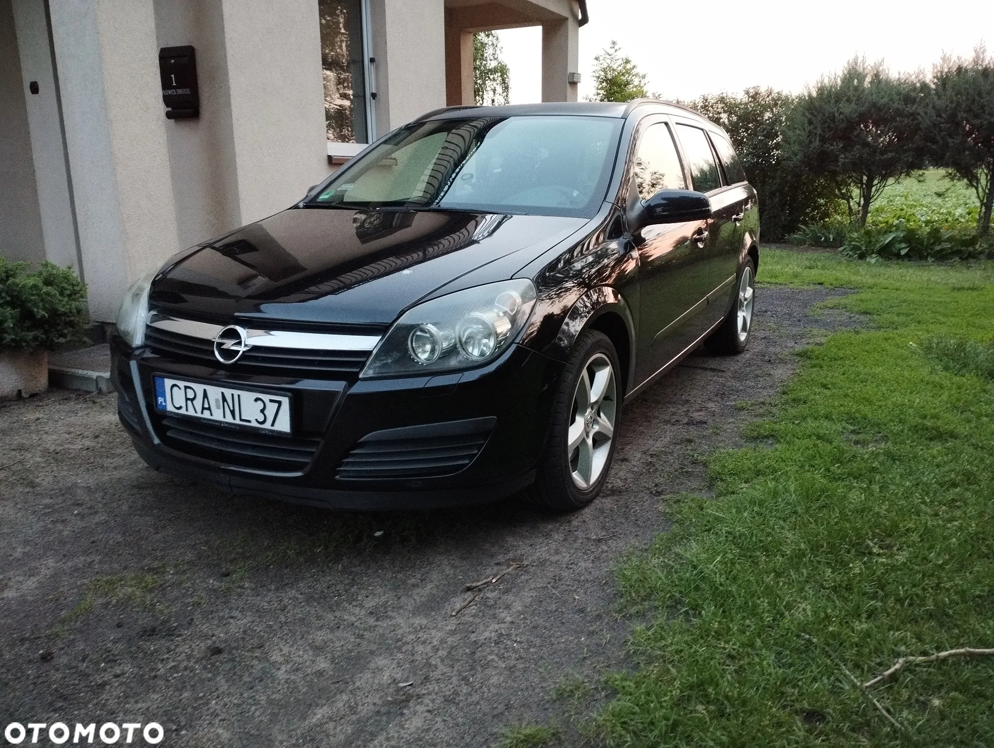 Opel Astra 1.9 CDTI Elegance - 24
