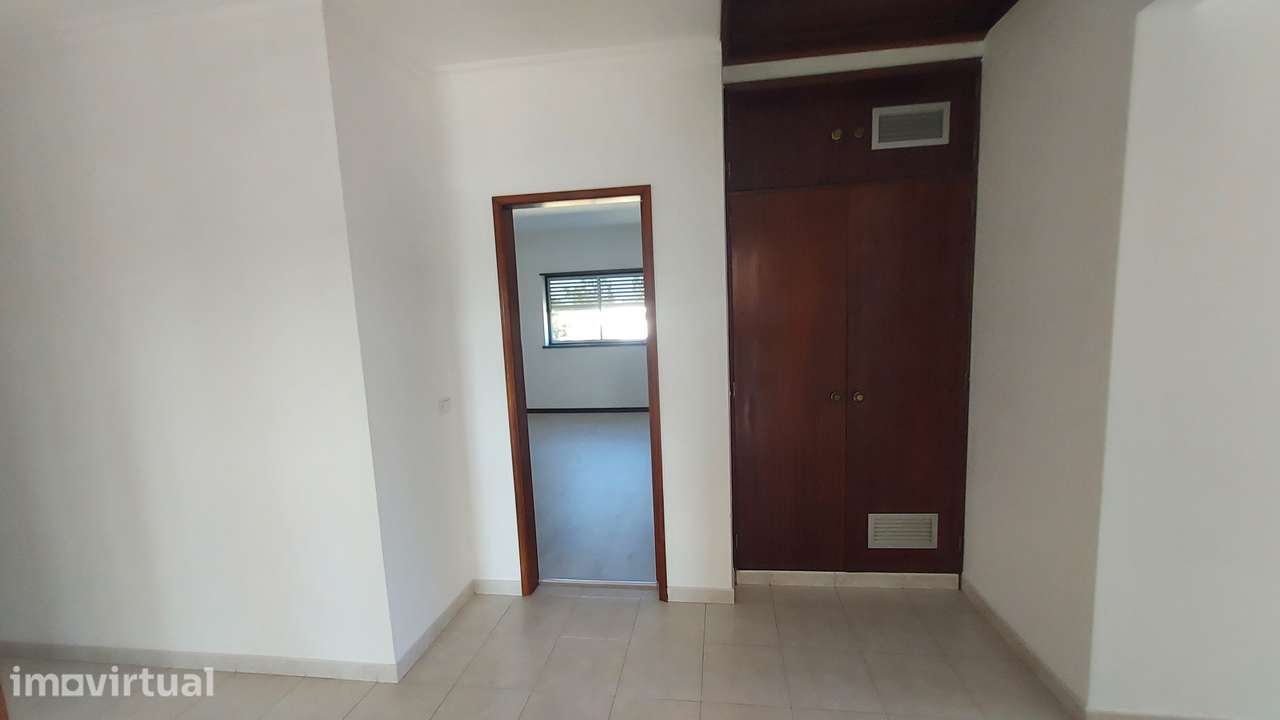 Apartamento T3 - Zona de Fátima - Grande imagem: 5/18