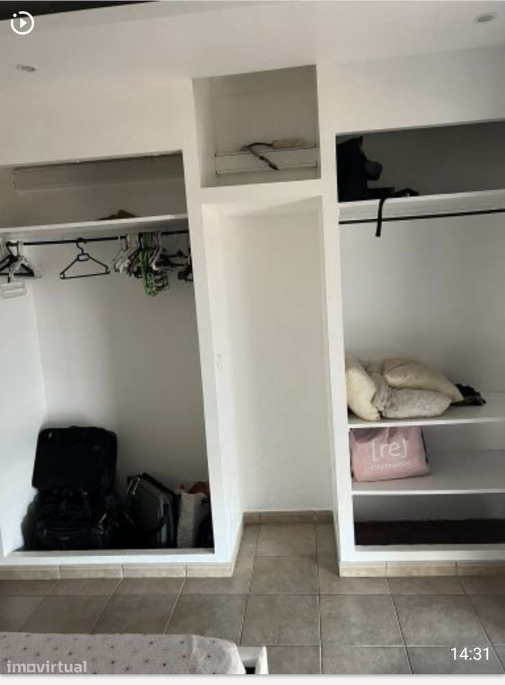 2 quartos à 350 euros cada um, os gastos de energia e àgua incluidos. - Grande imagem: 2/3