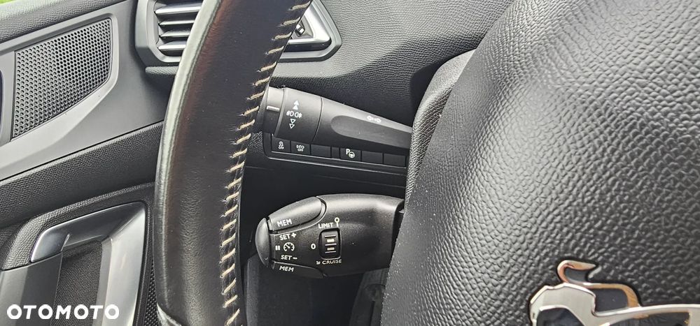Peugeot 308 BlueHDi 120 Stop & Start Allure - 13