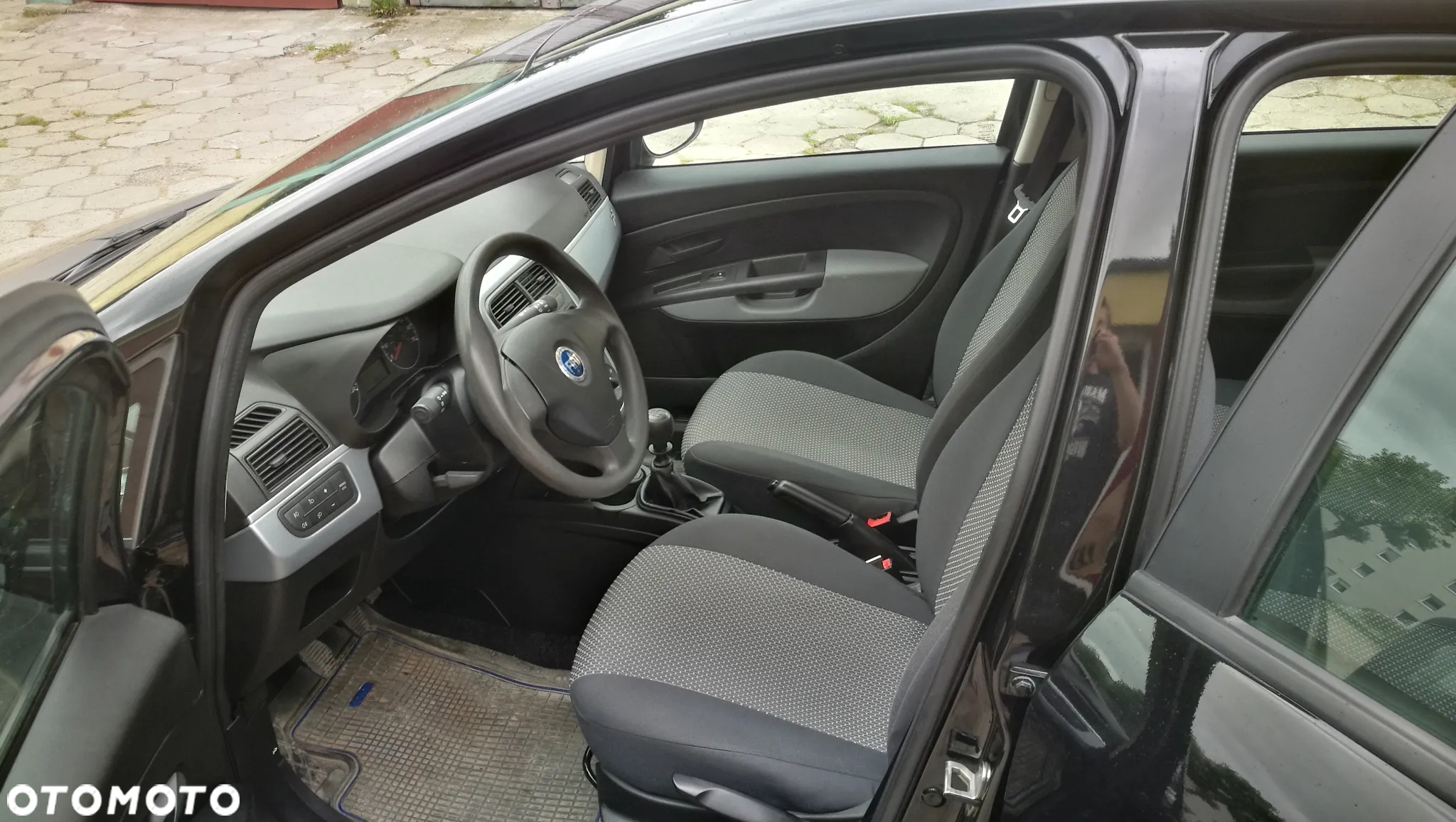Fiat Grande Punto - 5