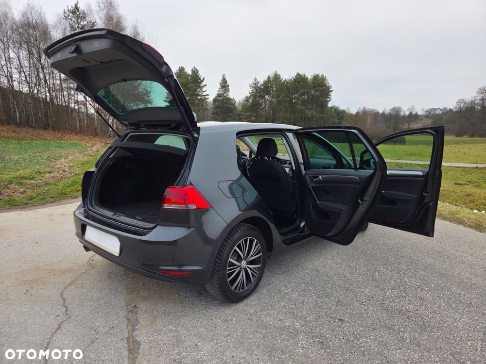 Volkswagen Golf 1.2 TSI BlueMotion Technology Allstar - 20