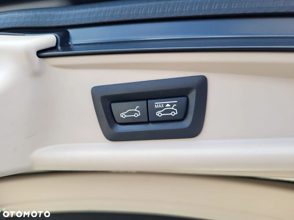 BMW 5GT 535i xDrive - 29