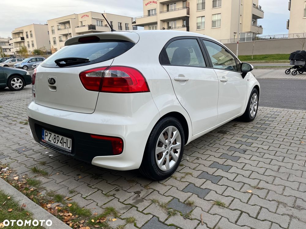 Kia Rio 1.2 L - 18