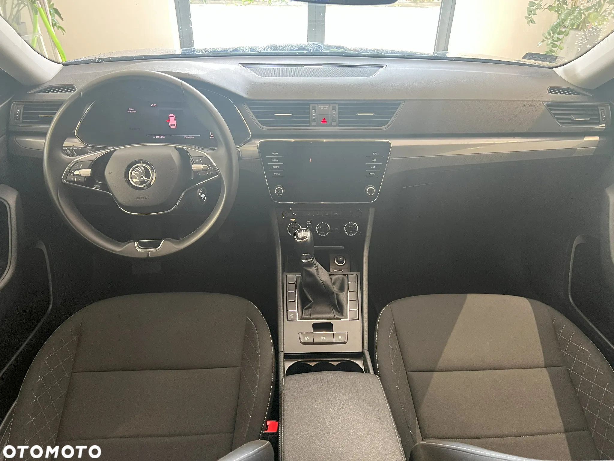 Skoda Superb 2.0 TDI SCR Active - 12